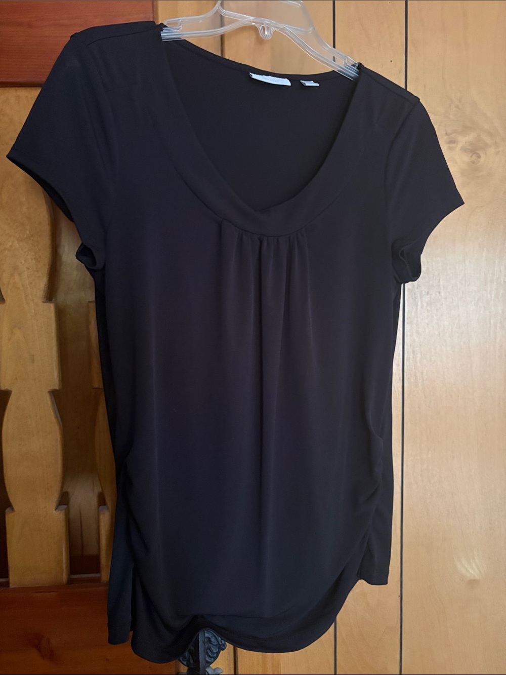 New York & Company Short Sleeve Scoop Neck